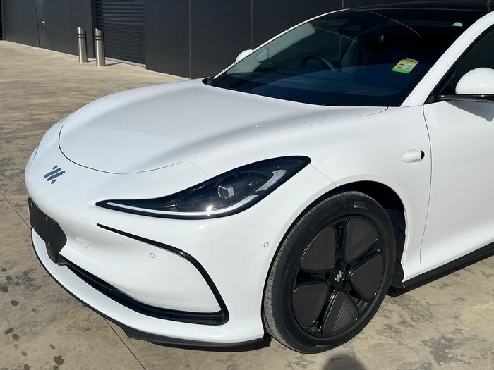 2025 MG IM5 Premium