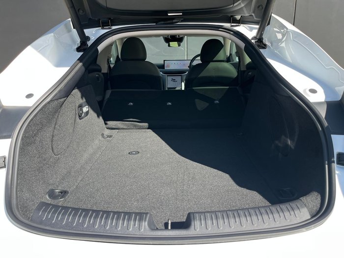 2025 MG IM5 Premium