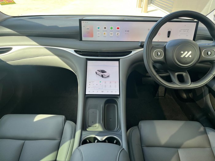 2025 MG IM5 Premium