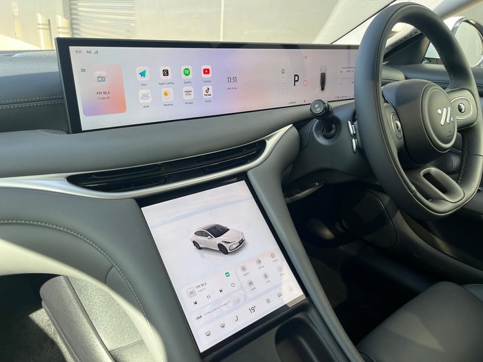 2025 MG IM5 Premium