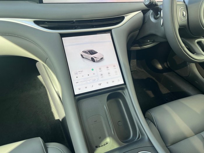 2025 MG IM5 Premium