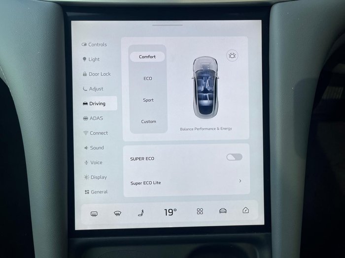 2025 MG IM5 Premium