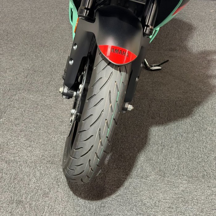 2025 Yamaha YZF-R3 Green