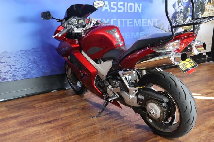 2006 Honda VFR800F (VFR800Fi) Red