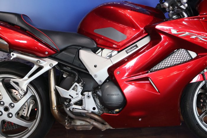 Honda VFR800F (VFR800Fi)