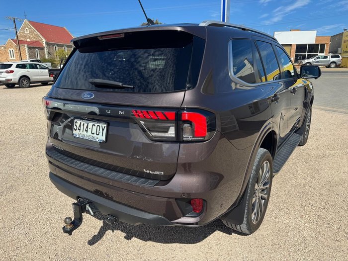 2022 Ford Everest Platinum