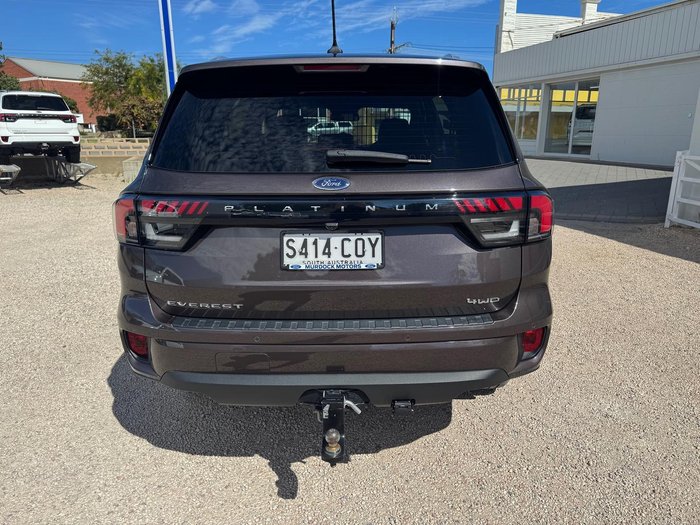 2022 Ford Everest Platinum