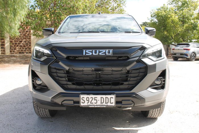 2025 Isuzu D-MAX X-RIDER