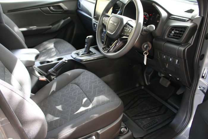 2025 Isuzu D-MAX X-RIDER