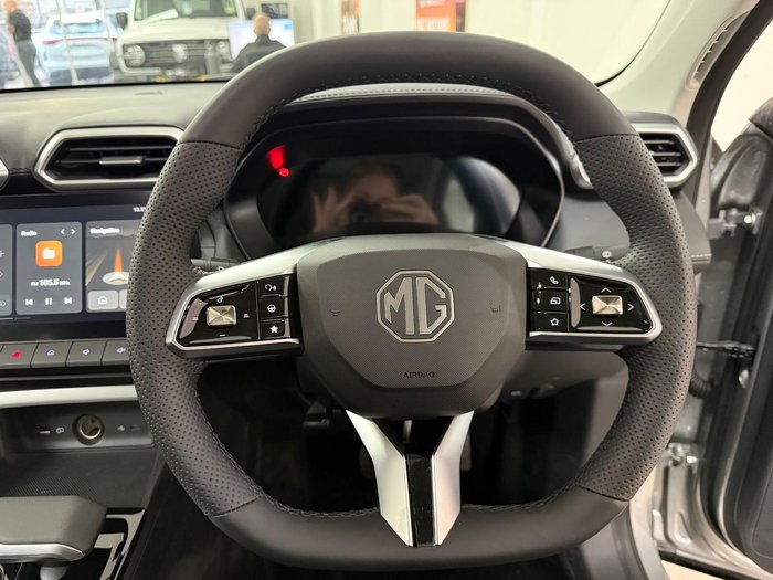 2025 MG ZS Essence ZS32 MY25.5 Sloane Silver