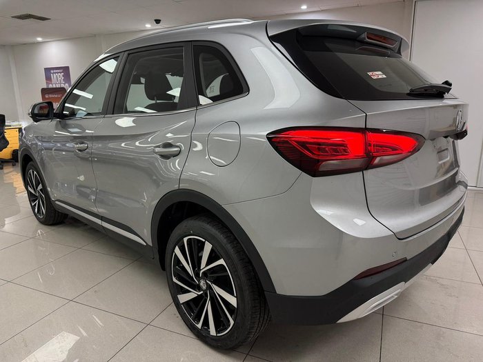 2025 MG ZS Essence ZS32 MY25.5 Sloane Silver