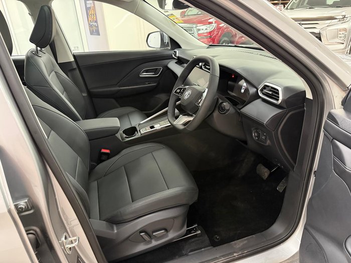2025 MG ZS Essence ZS32 MY25.5 Sloane Silver