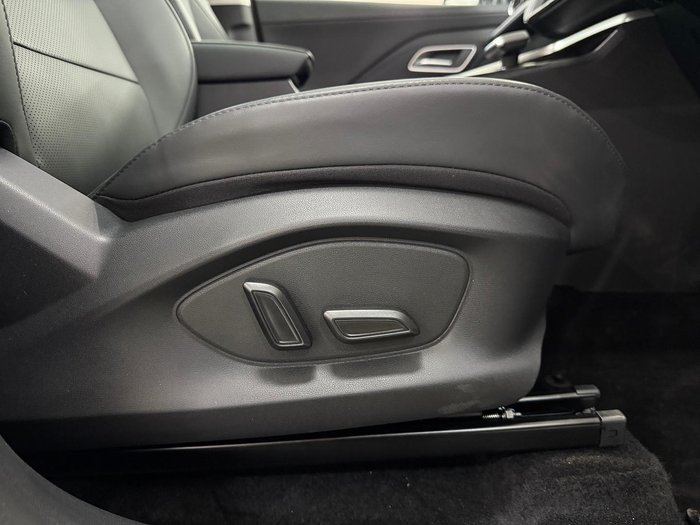 2025 MG ZS Essence ZS32 MY25.5 Sloane Silver