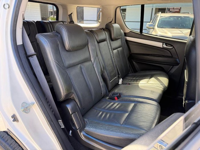 2016 Isuzu MU-X LS-T