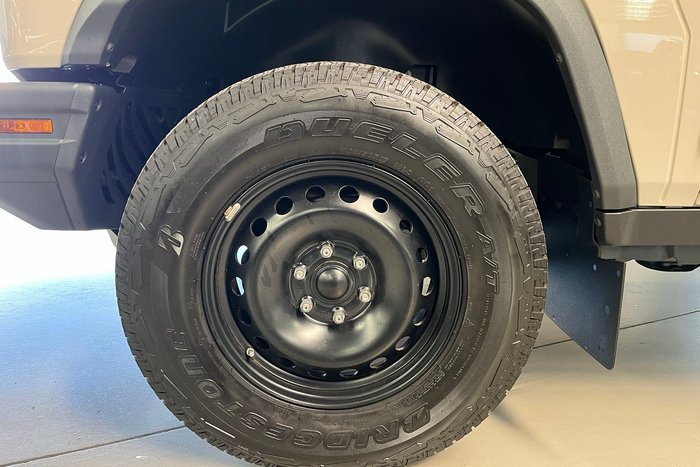 2025 INEOS Grenadier Quartermaster