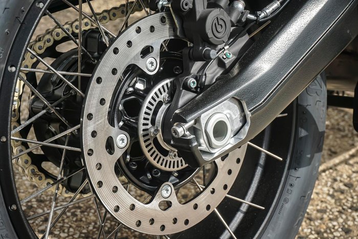 2025 BMW F 900 GS Adventure Ride Pro