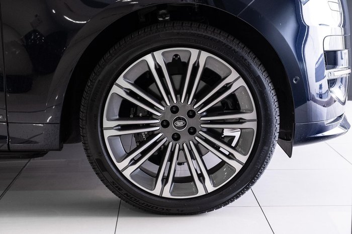 2025 Land Rover Range Rover Sport D350 Autobiography