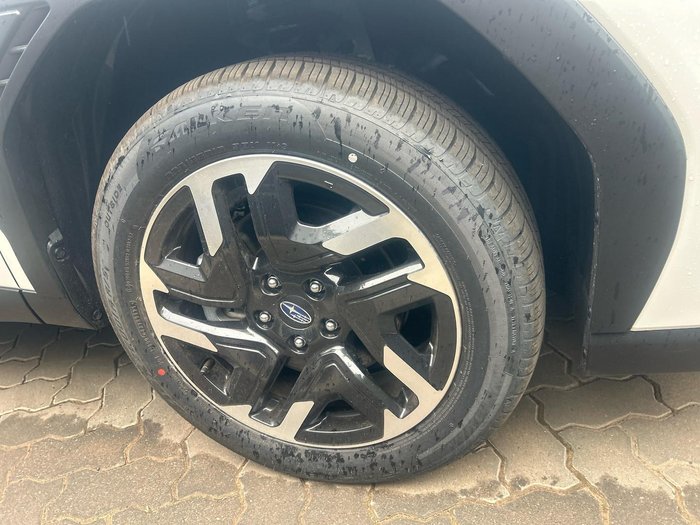 2025 Subaru Forester Touring S6 MY26 AWD Crystal White