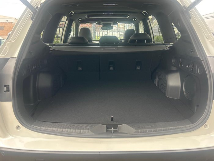 2025 Subaru Forester Touring S6 MY26 AWD Crystal White