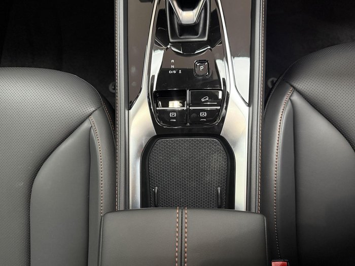 2025 MG HS Excite AS33 MY25 Diamond Red