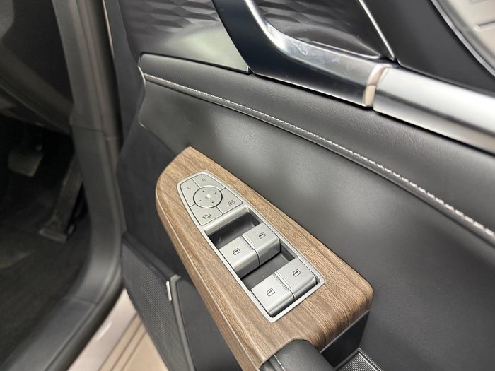 2025 MG QS Essence IS31 MY25 AWD Cashmere Silver