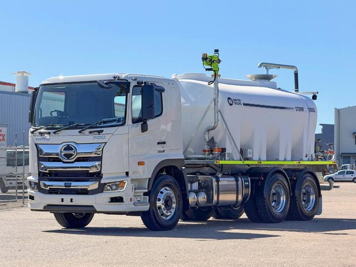2025 Hino 700 Series FS 2632 White