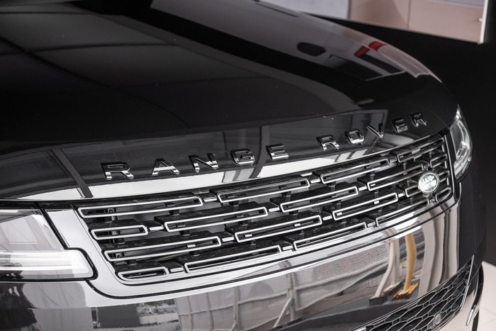 2025 Land Rover Range Rover Sport D250 Dynamic SE