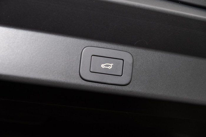 2025 Land Rover Range Rover Sport D250 Dynamic SE