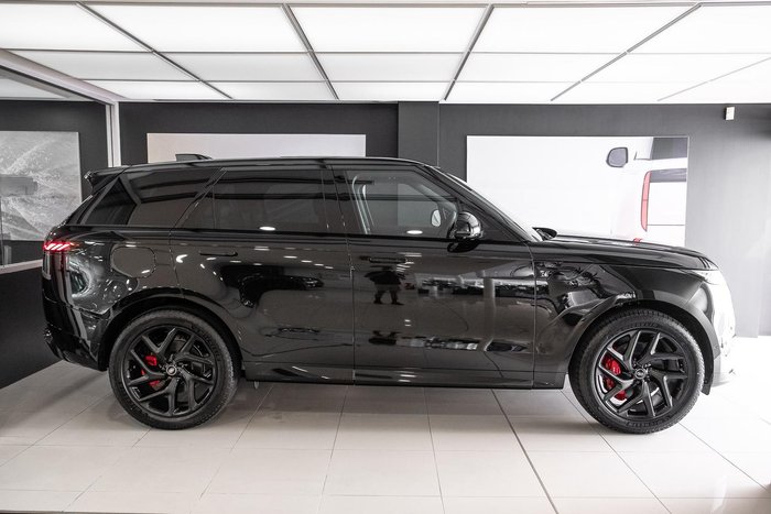 2025 Land Rover Range Rover Sport D250 Dynamic SE