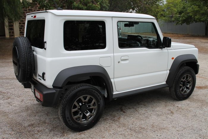 2025 Suzuki Jimny