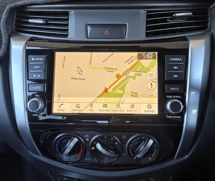 2021 Nissan Navara ST