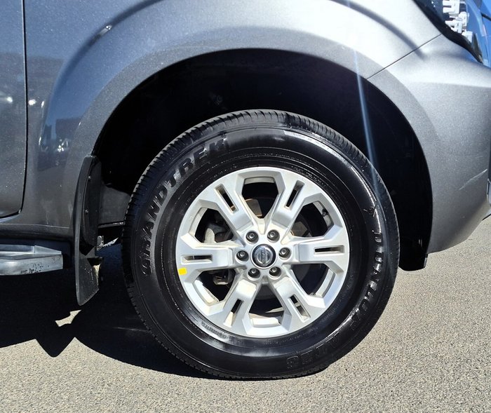 2021 Nissan Navara ST