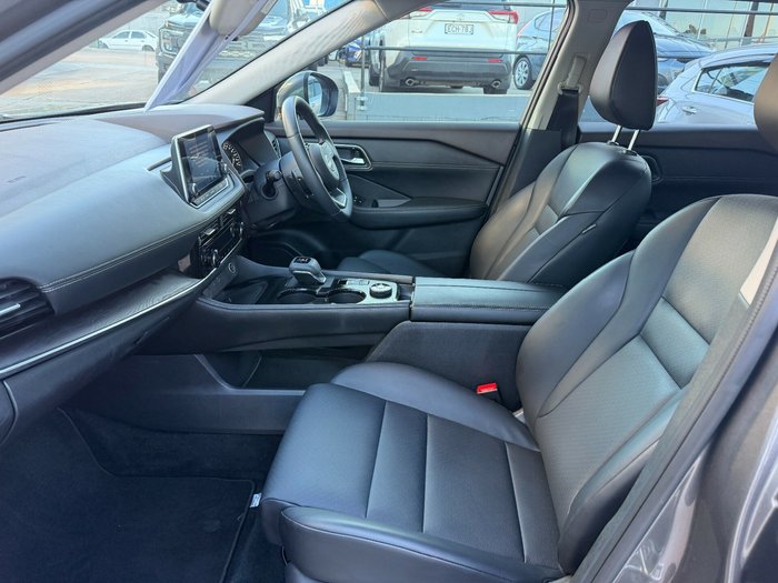 2023 Nissan X-TRAIL ST-L