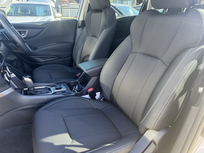 2020 Subaru Forester 2.5i