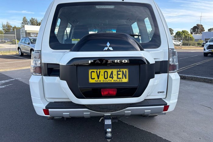 2019 Mitsubishi Pajero GLX