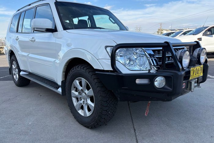 2019 Mitsubishi Pajero GLX