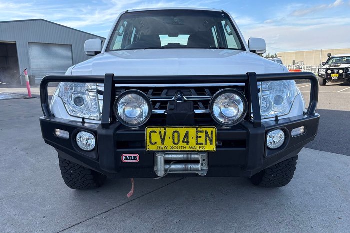 2019 Mitsubishi Pajero GLX