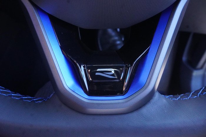 2024 Volkswagen Golf R Black Edition