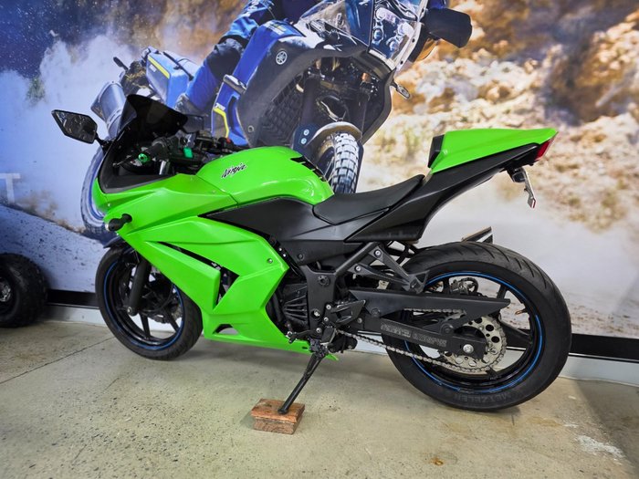 2012 Kawasaki NINJA 250R (EX250) GREEN