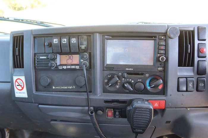 2017 Isuzu N Series NLR 45-150 Servicepack