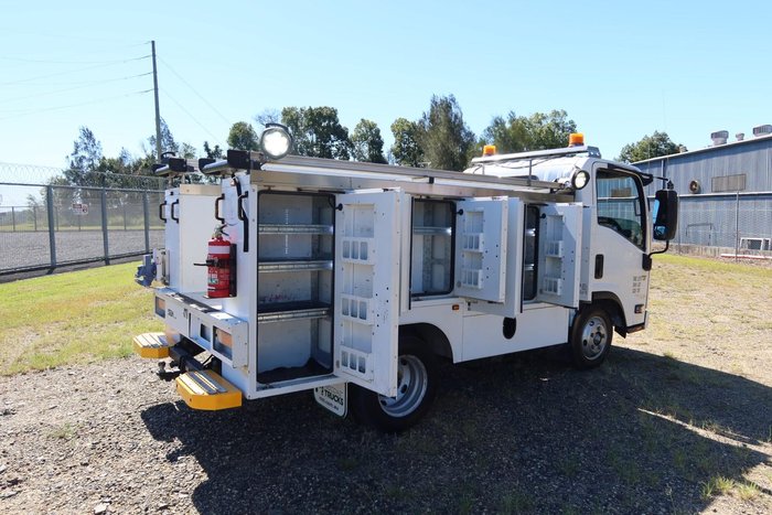2017 Isuzu N Series NLR 45-150 Servicepack