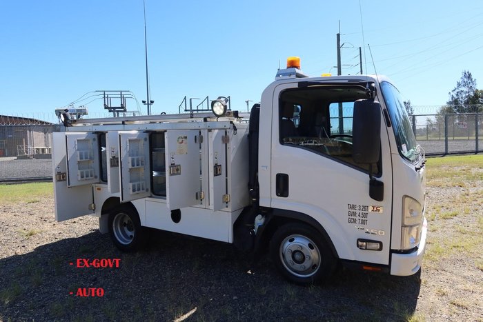 2017 Isuzu N Series
