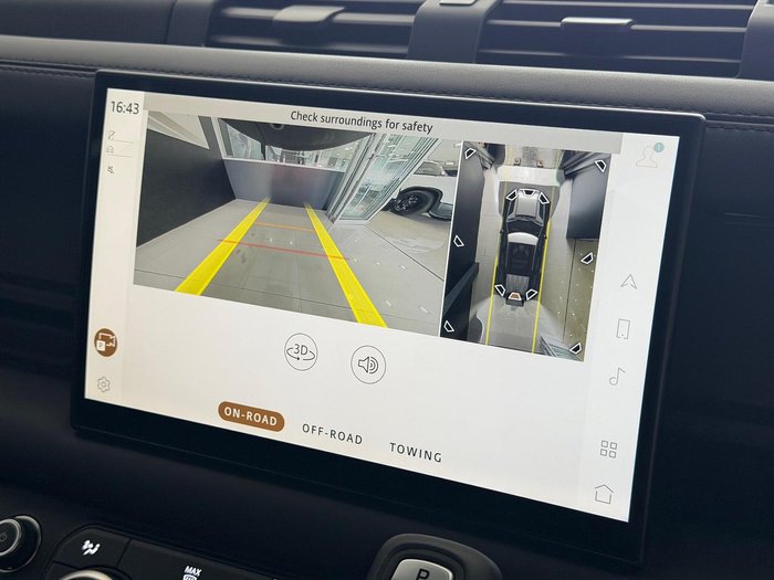 2025 Land Rover Defender 110 P400 X-Dynamic HSE