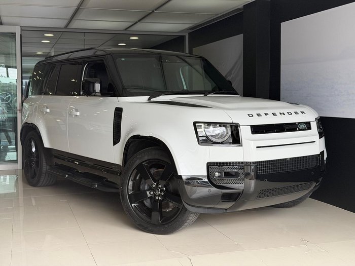 2025 Land Rover Defender 110 P400 X-Dynamic HSE