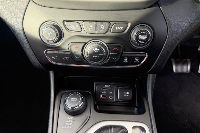 2018 Jeep Cherokee Longitude