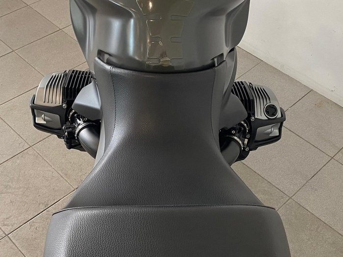 2011 BMW R 1200 R R 1200 Grey