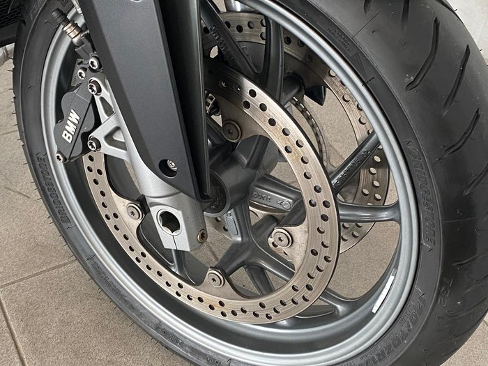 2011 BMW R 1200 R R 1200 Grey