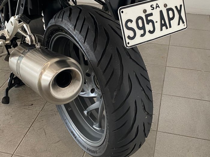 2011 BMW R 1200 R R 1200 Grey