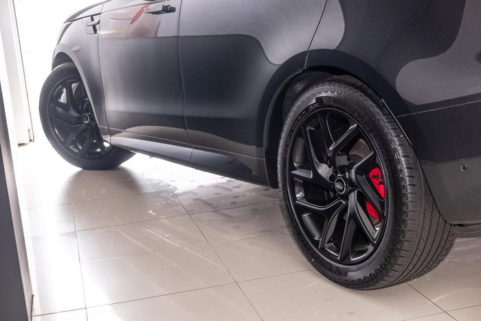 2025 Land Rover Range Rover Sport D250 Dynamic SE