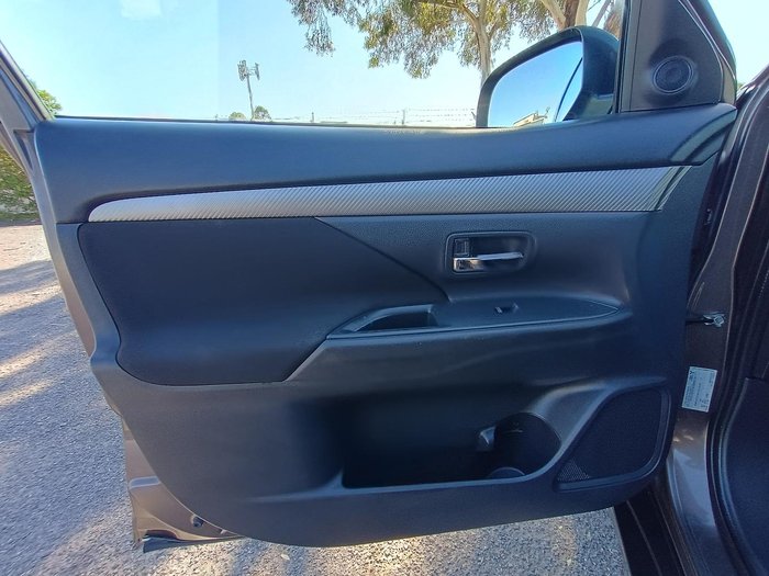 2015 Mitsubishi Outlander LS